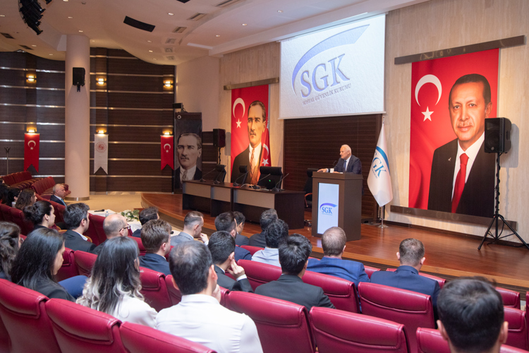SGK’da Uzman Yardımcılığı Temel Eğitim Programı Düzenlendi